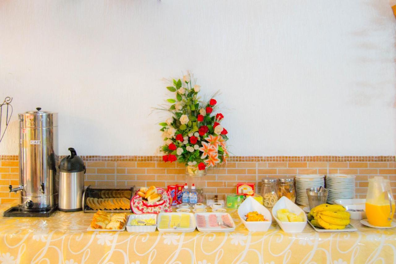 Hotel & Restaurante Guarania 埃斯特城 外观 照片