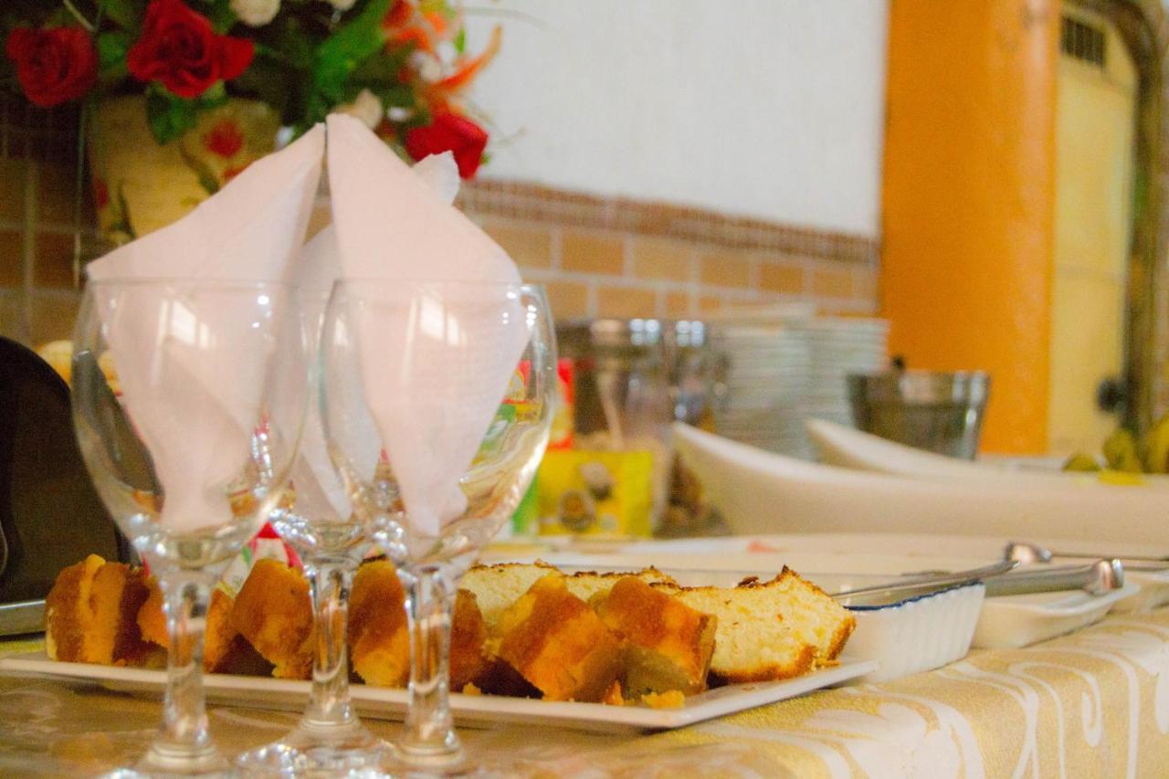 Hotel & Restaurante Guarania 埃斯特城 外观 照片